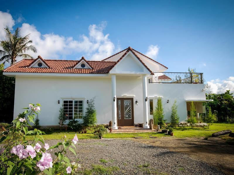 Bonjour Bebe Bed & Breakfast Hengchun South Gate Exterior photo