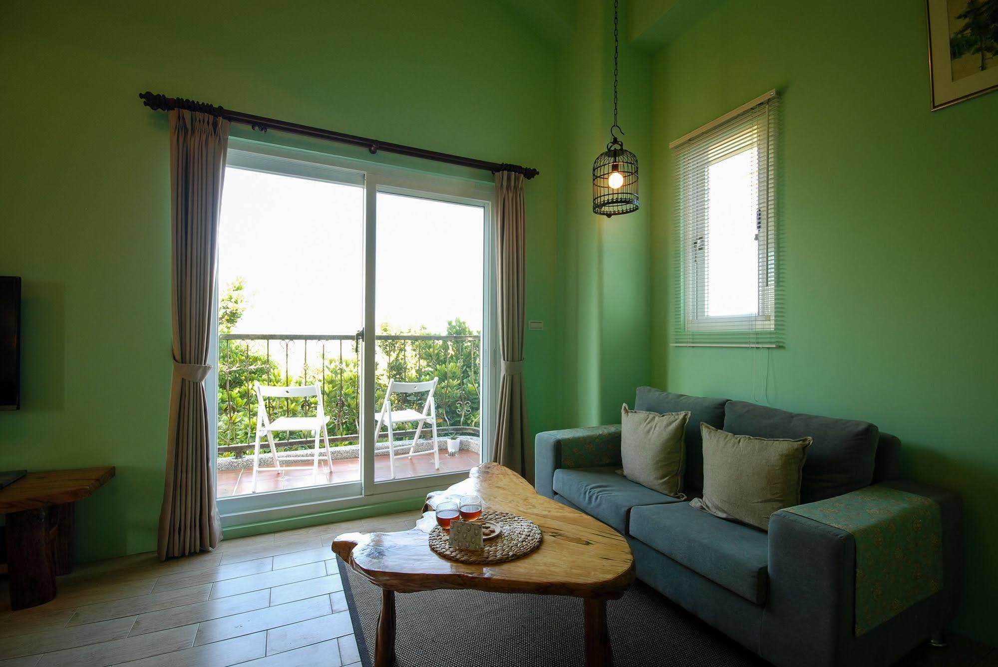 Bonjour Bebe Bed & Breakfast Hengchun South Gate Exterior photo