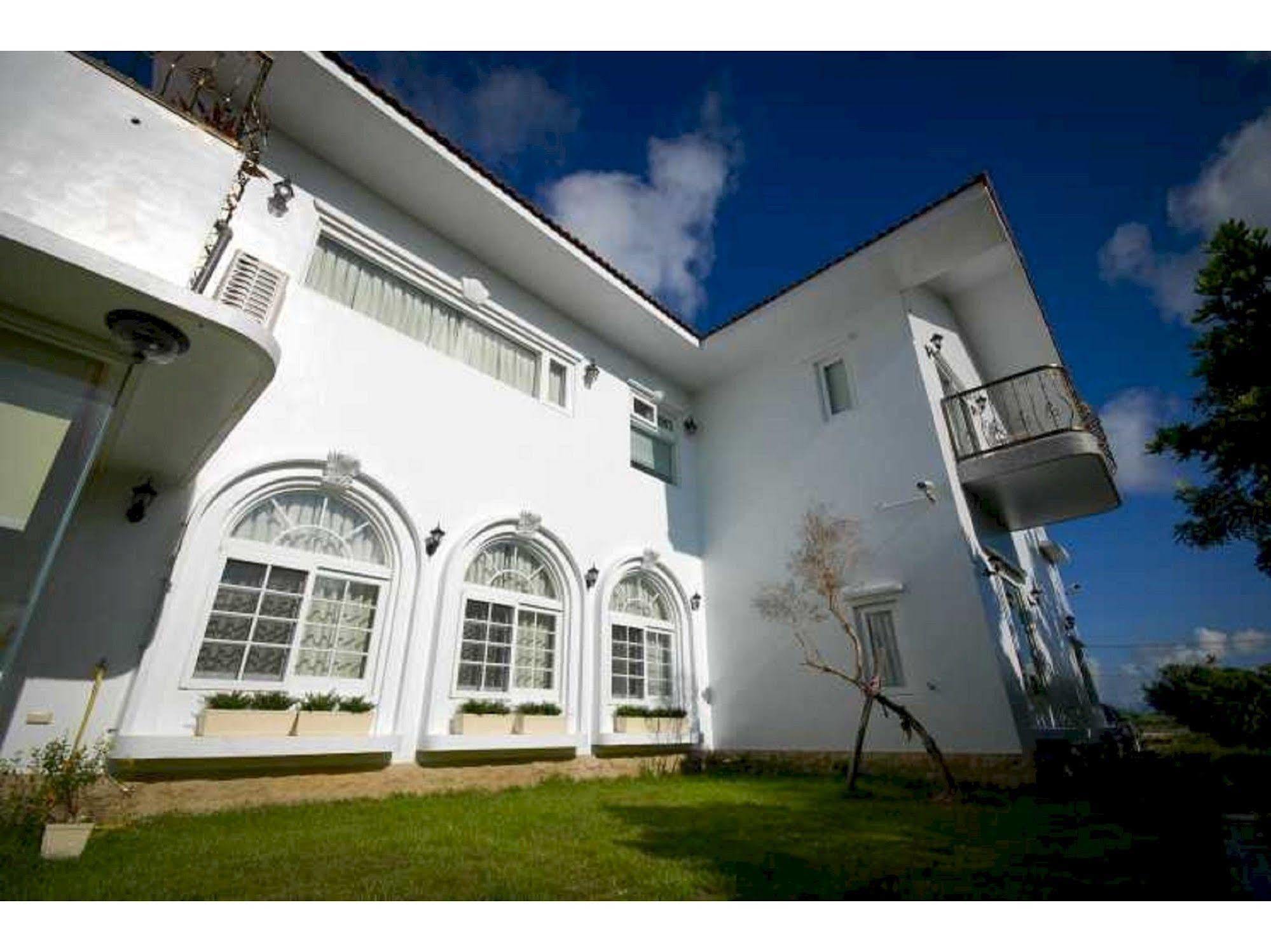Bonjour Bebe Bed & Breakfast Hengchun South Gate Exterior photo